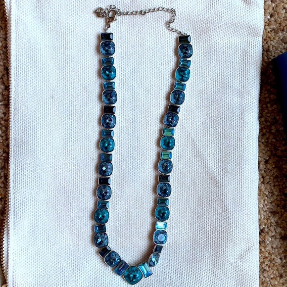 Swarovski Appeal Necklace - Picture 3 of 3